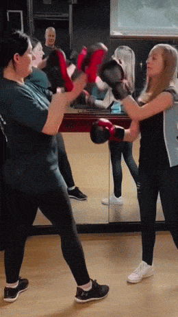 Acid GIFs, February 27 (25 gifs) Acid GIFs, February 27 (25 gifs)