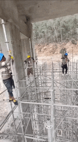 Acid GIFs, March 2 (25 gifs) Acid GIFs, March 2 (25 gifs)