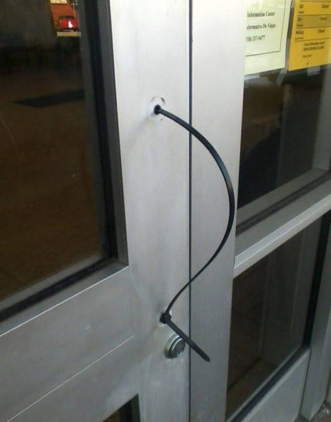 Redneck Inventions And Repairs (25 pics) Redneck Inventions And Repairs (25 pics)