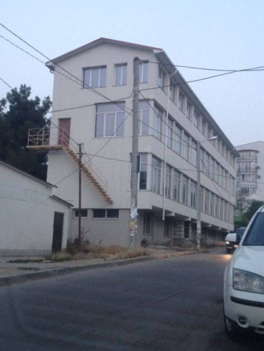 Strange Constructions (21 pics) Strange Constructions (21 pics)