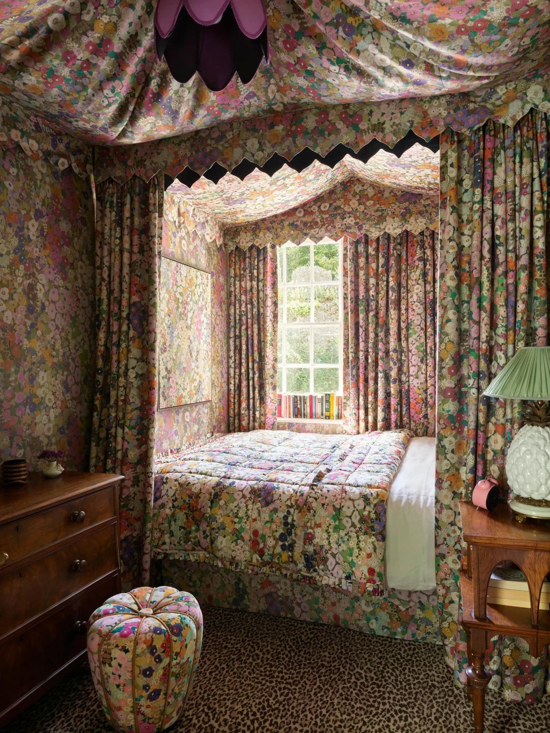 Awful Interiors (17 pics)