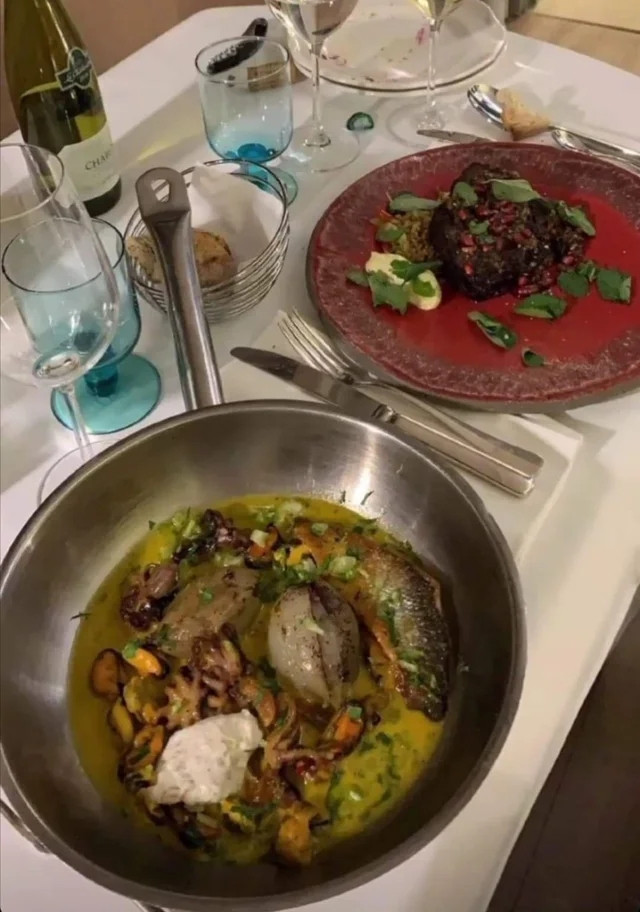 Crazy Food Serving (25 pics)