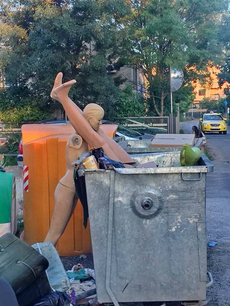 Daily Pictures. Part 1 (77 pics)