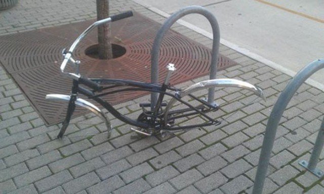 Bad Days Happen (23 pics)