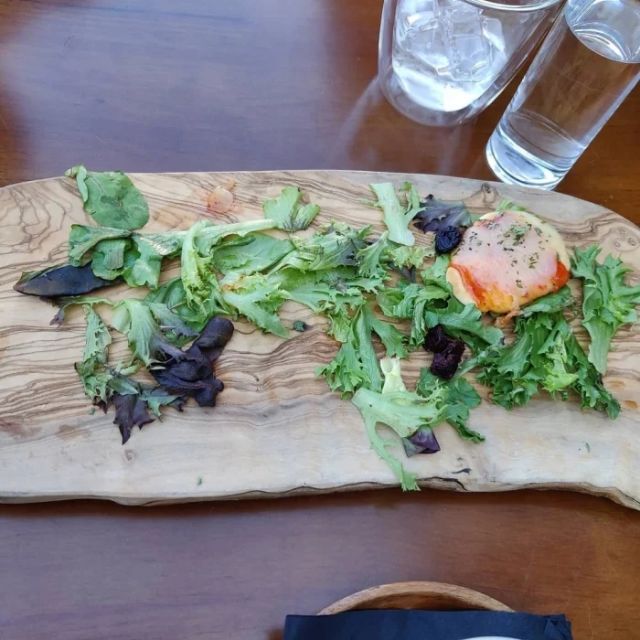 Crazy Food Serving (18 pics)