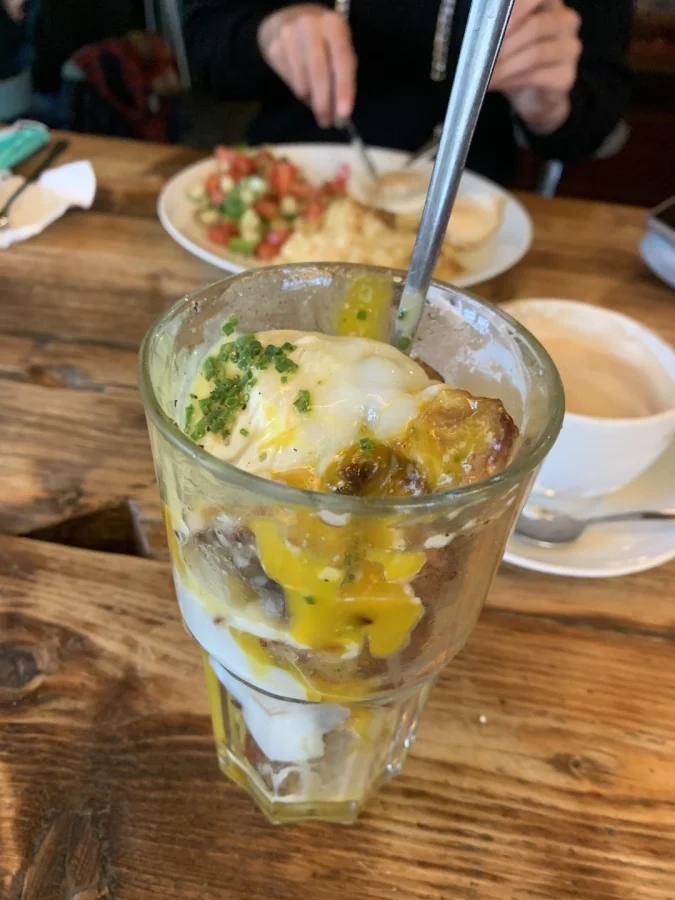 Crazy Food Serving (18 pics)