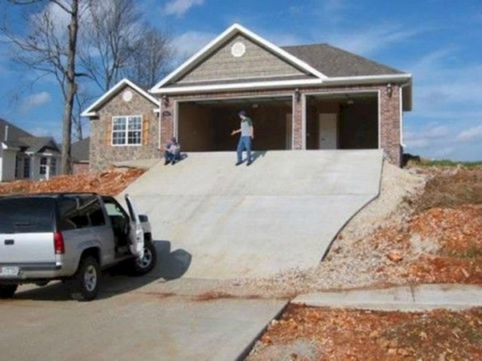 Awful Constructions (23 pics)