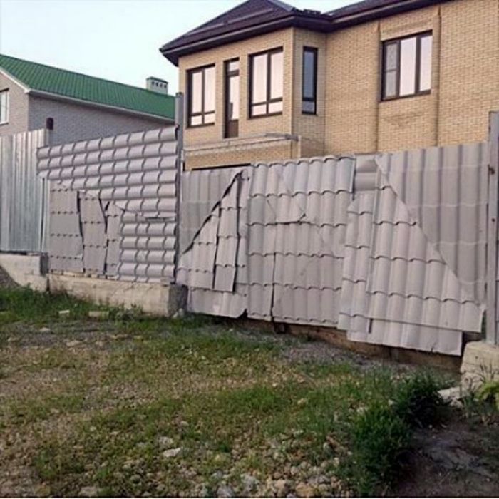 Awful Constructions (23 pics)