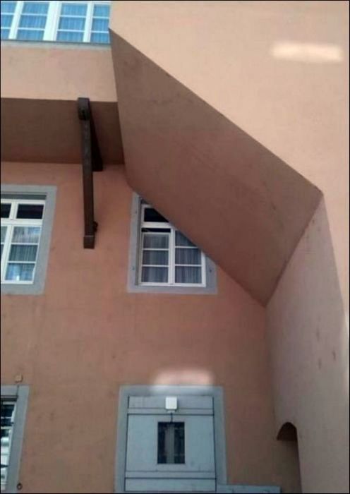 Awful Constructions (23 pics)