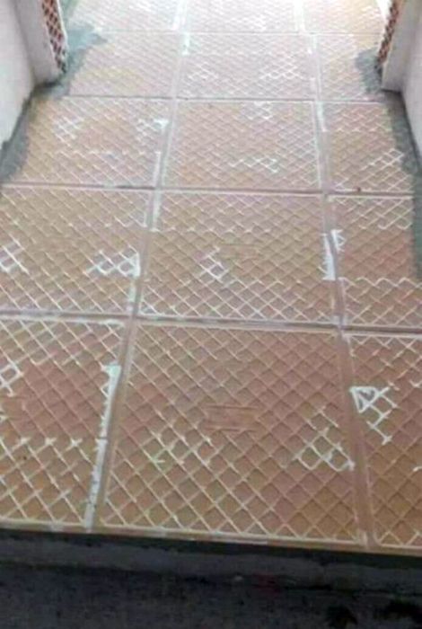 Awful Constructions (23 pics)