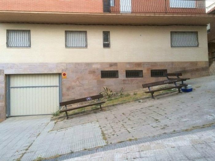 Awful Constructions (23 pics)