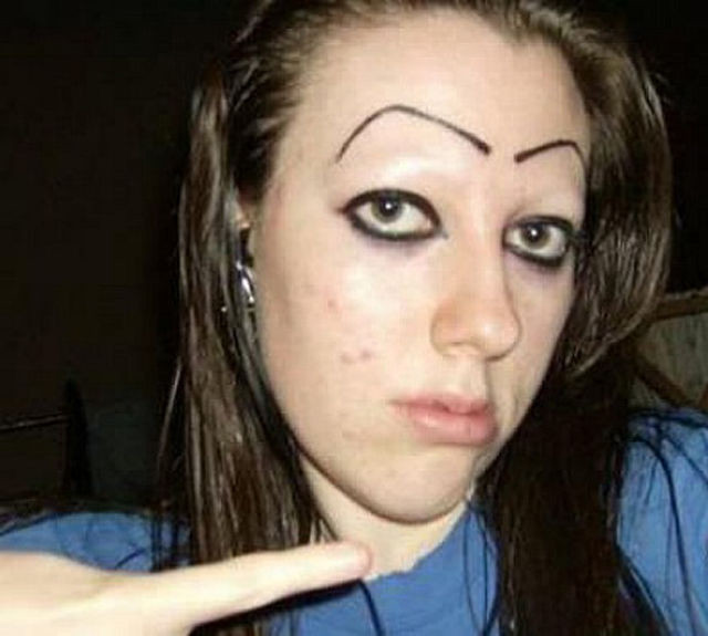 Terrible Eyebrows (14 pics)