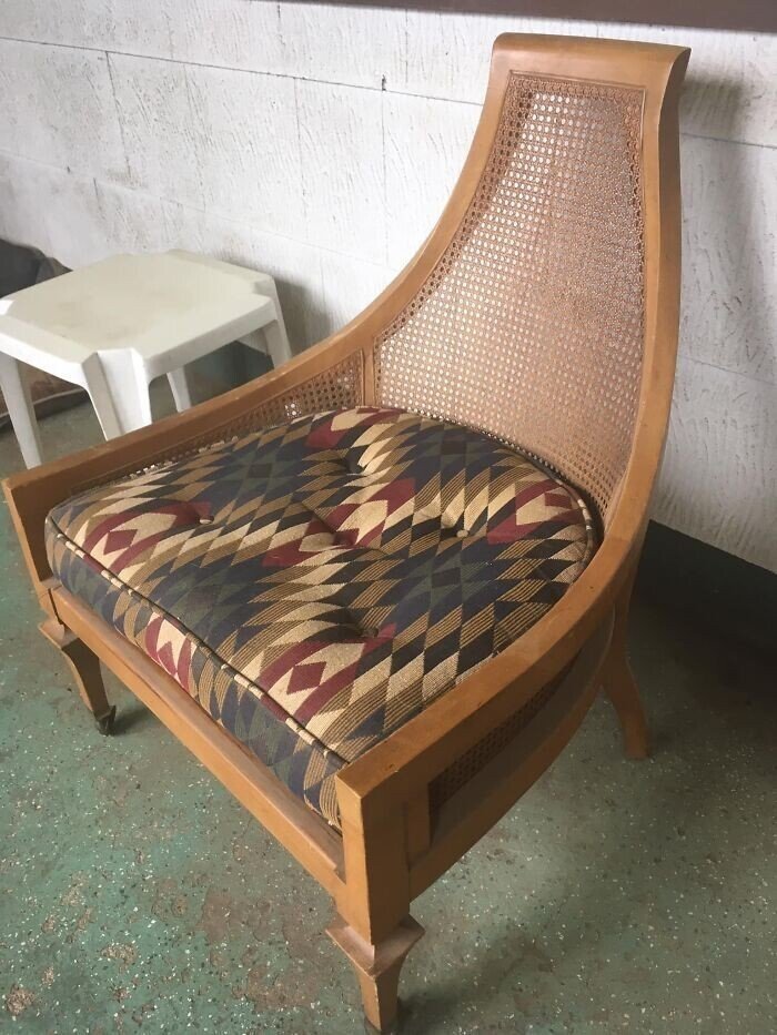 Strange Finds In Thrift Shops (27 pics)