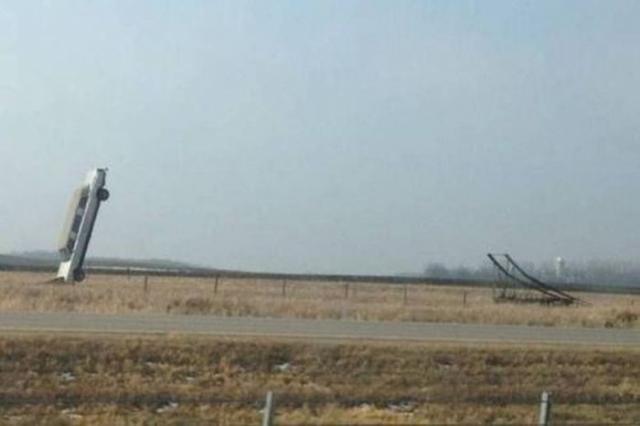 Bad Days Happen (23 pics)