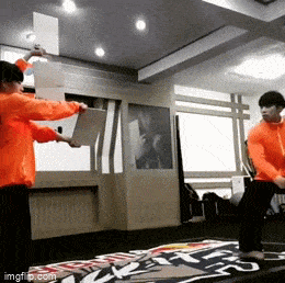 Acid GIFs, March 17 (25 gifs)