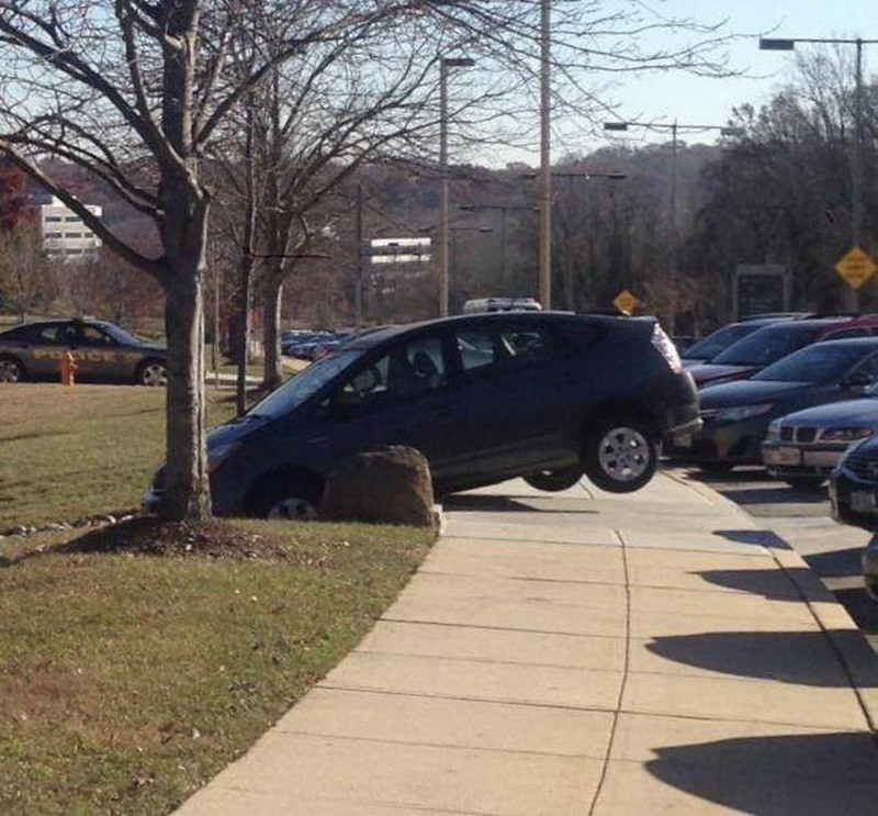 Bad Days Happen (23 pics)