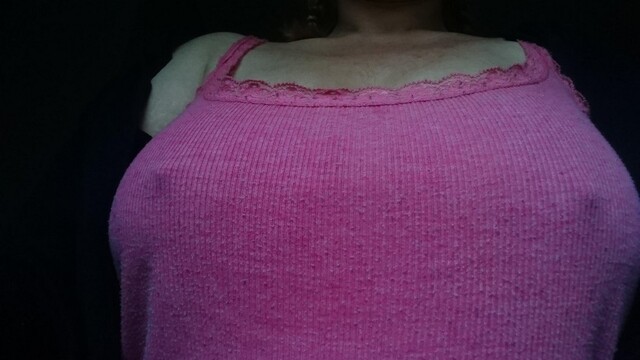 Braless Girls (21 pics)