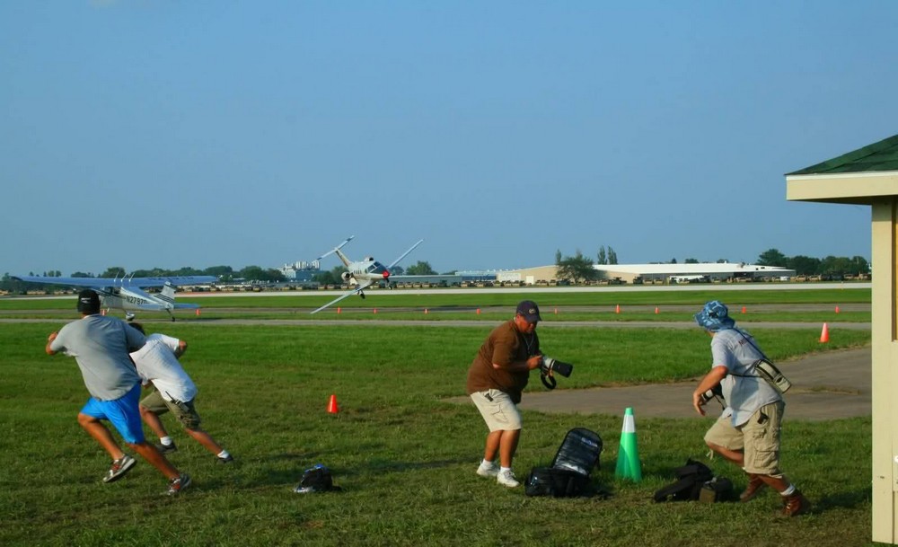 Bad Days Happen (24 pics)