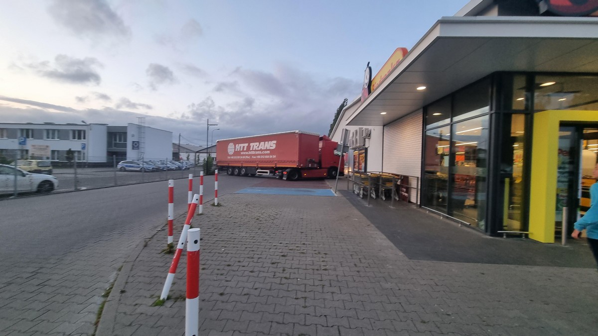 Unfortunate Situations (25 pics)