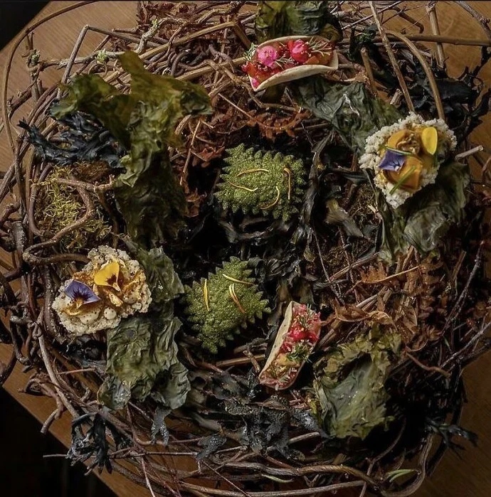 Crazy Food Serving (31 pics)