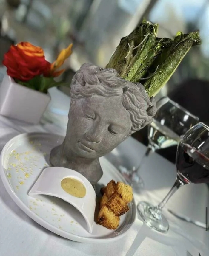 Crazy Food Serving (31 pics)
