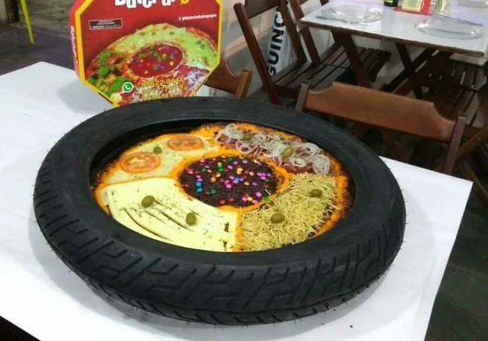 Crazy Food Serving (31 pics)