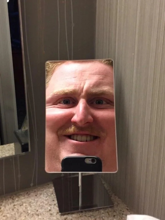 Funny Selfies (20 pics)