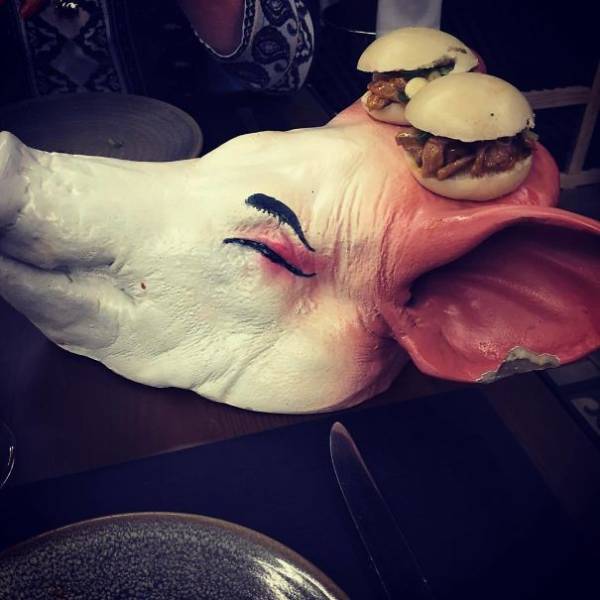Crazy Food Serving (27 pics)