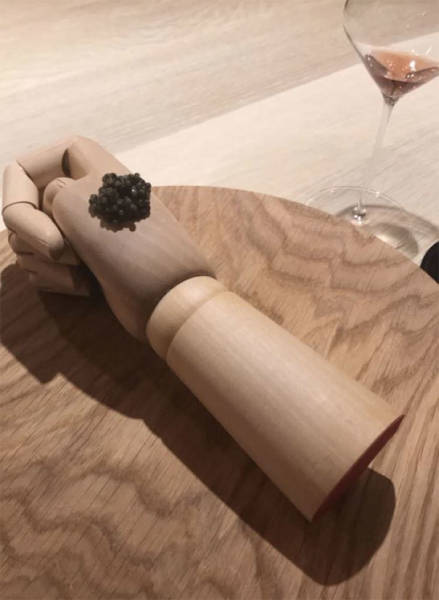 Crazy Food Serving (27 pics)