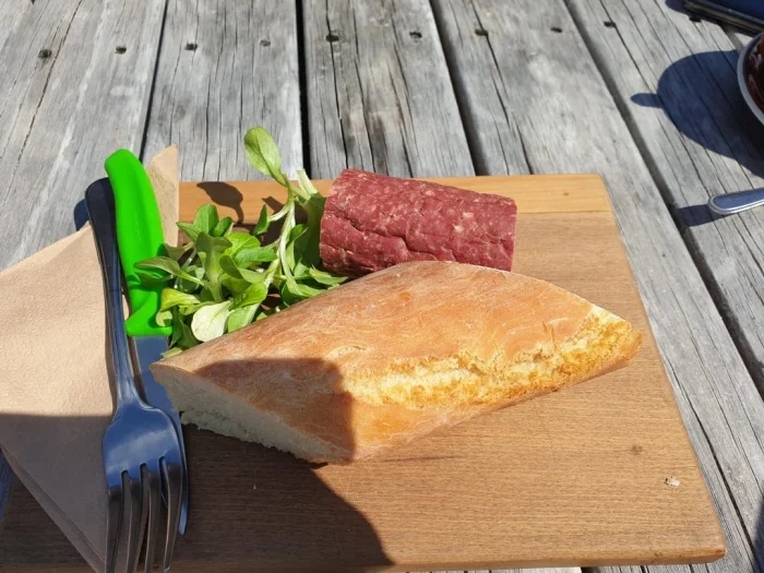 Crazy Food Serving (18 pics)