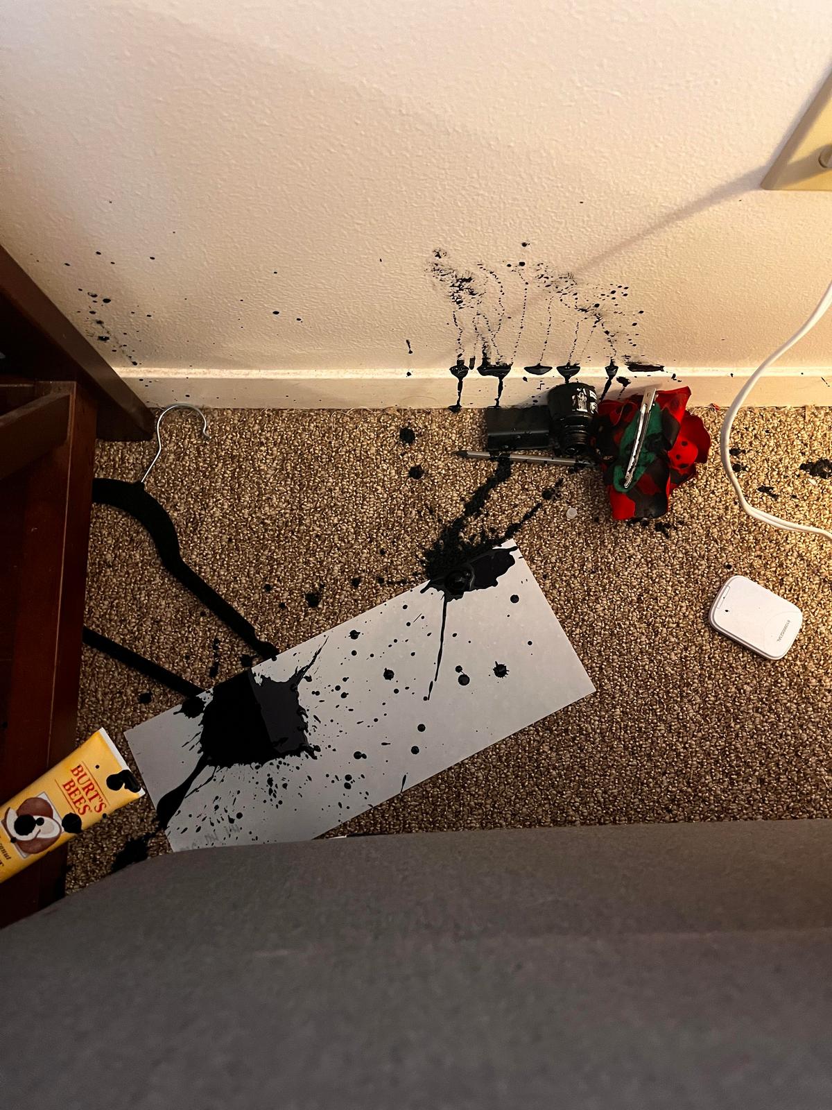 Bad Days Happen (31 pics)