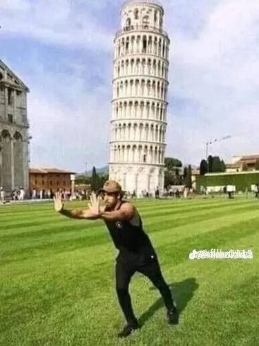 What Is Going On Here? (21 pics)