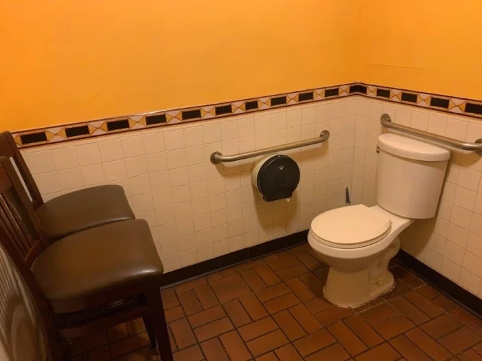What Is Going On Here? (16 pics)