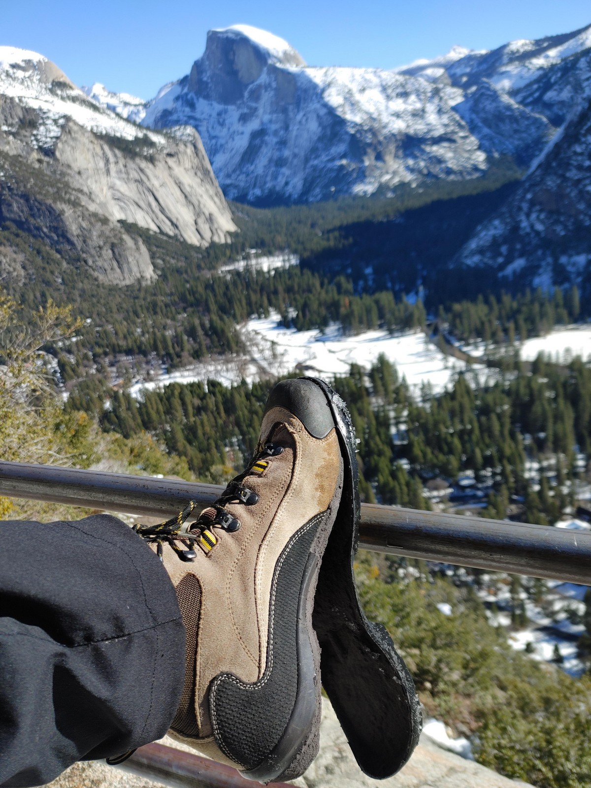 Bad Days Happen (27 pics)