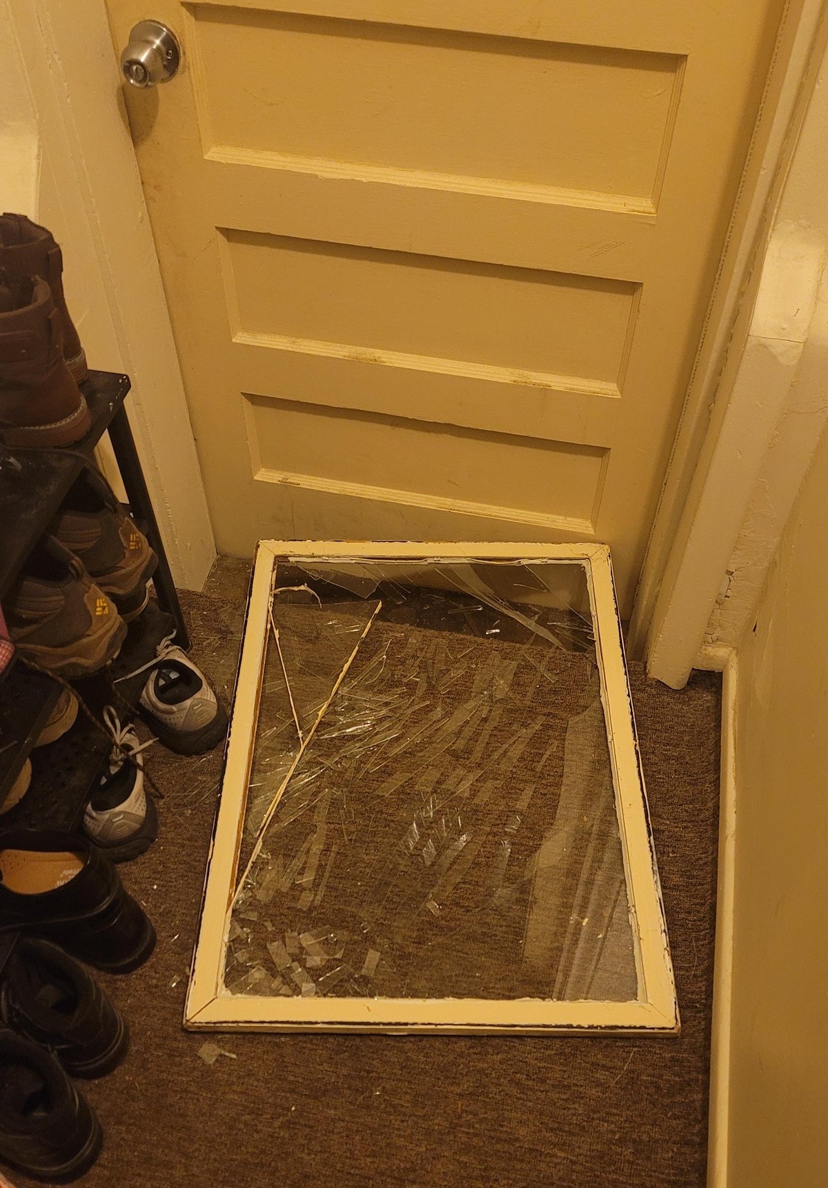 Bad Days Happen (27 pics)