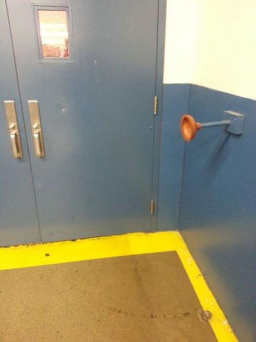 Redneck Inventions And Repairs (23 pics)