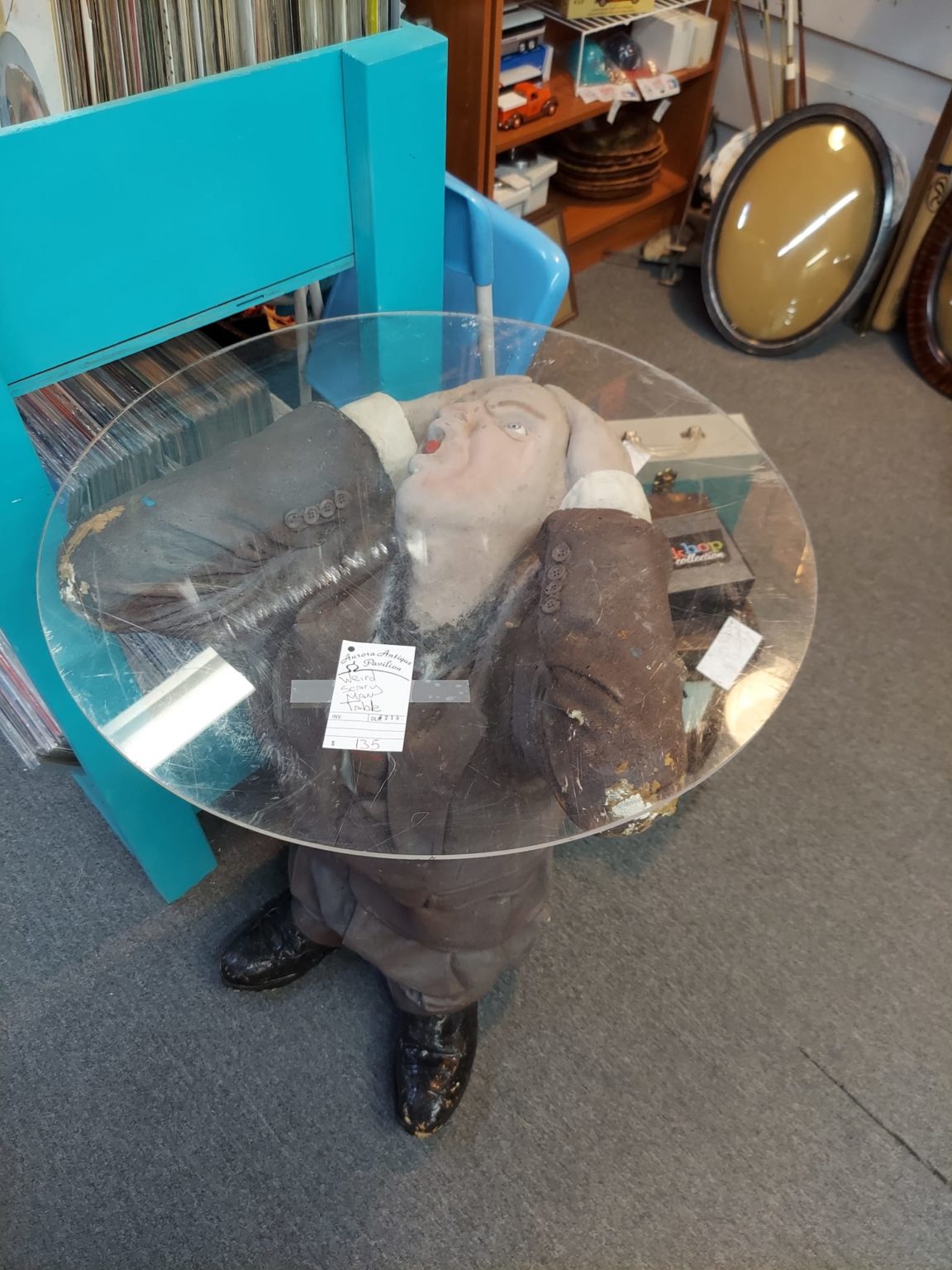 Creepy Finds In Thrift Shops (17 pics)