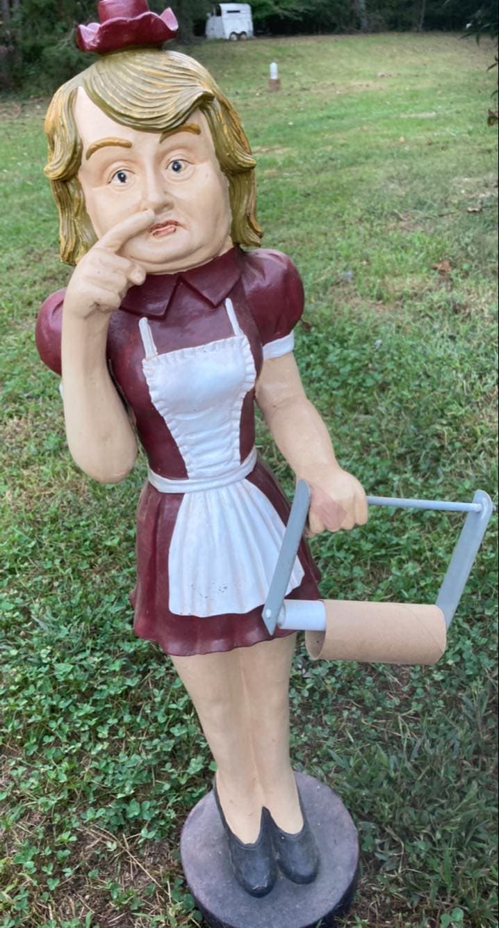 Creepy Finds In Thrift Shops (17 pics)
