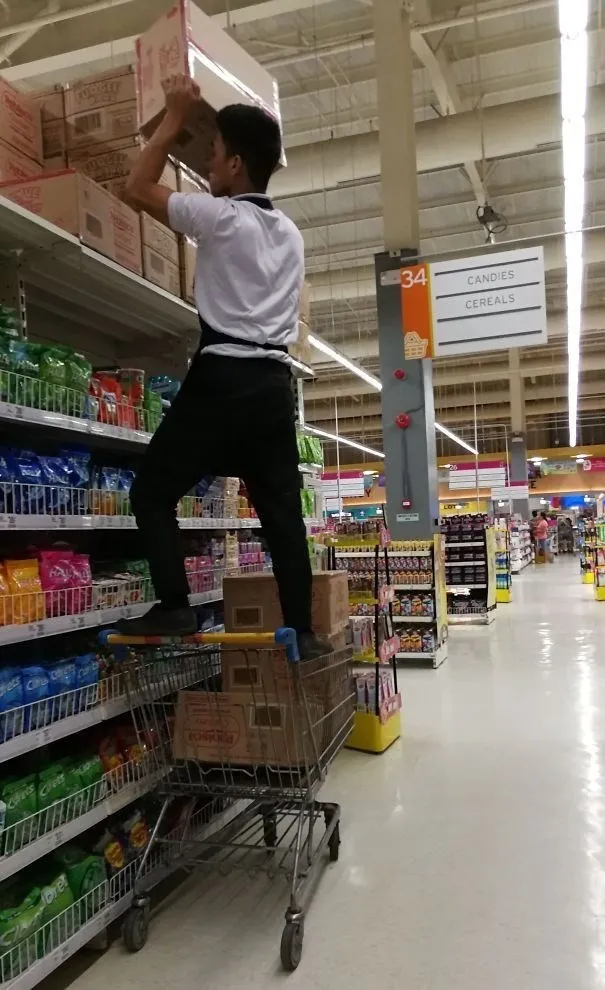 They Don't Care About Safety (24 pics)