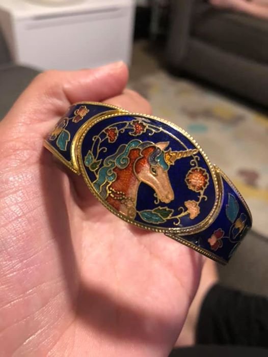 Weird Finds In Thrift Shops (15 pics)