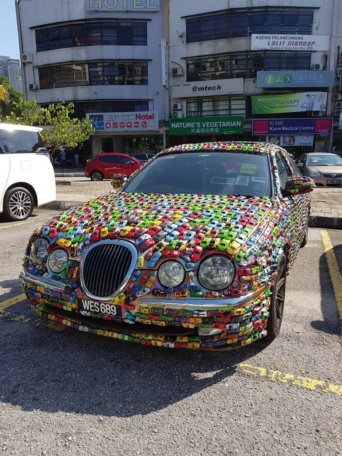Crazy Cars (25 pics)