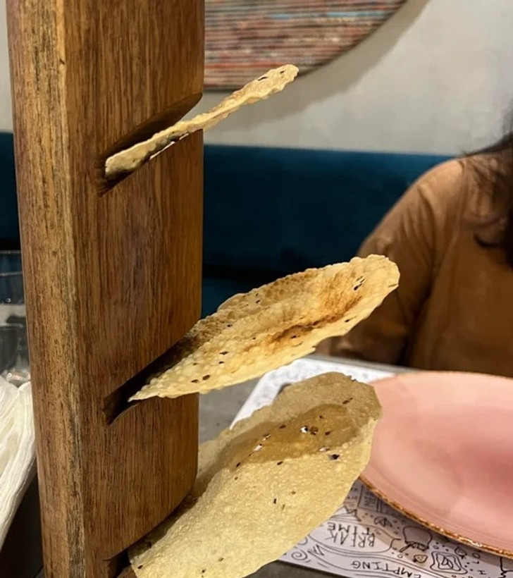 Weird Food Serving (15 pics)