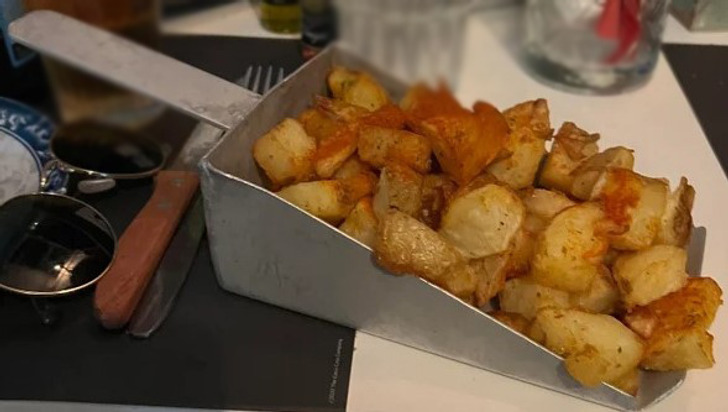 Weird Food Serving (15 pics)