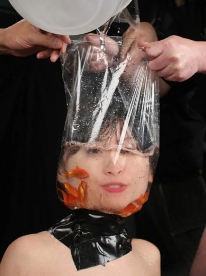 Strange Asians (15 pics)