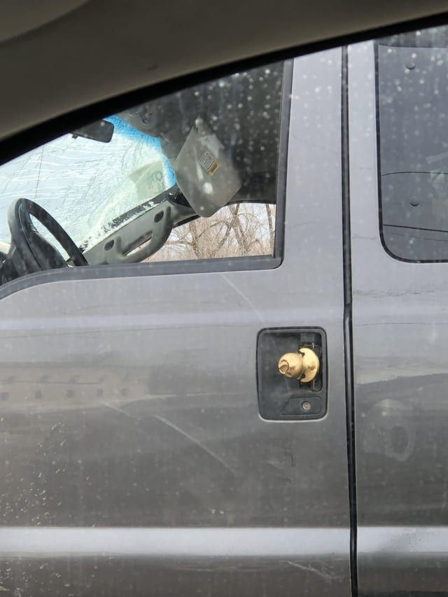 Redneck Inventions And Repairs (18 pics)