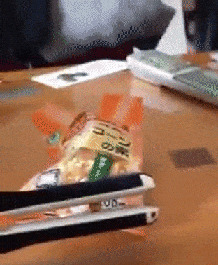 Acid GIFs, April 3 (25 gifs)