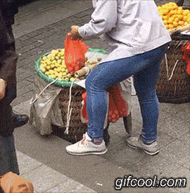 Acid GIFs, April 3 (25 gifs)