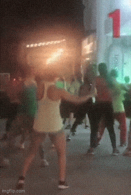 Acid GIFs, April 3 (25 gifs)