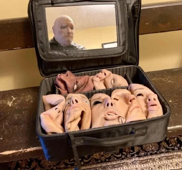 What Is Going On Here? (15 pics)