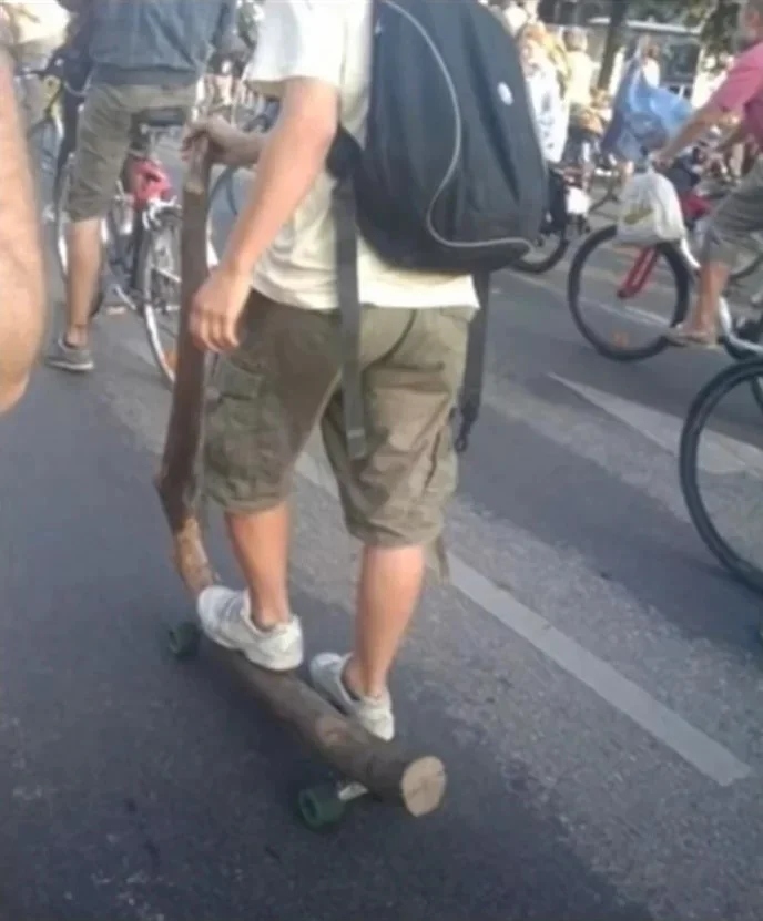 What Is Going On Here? (15 pics)